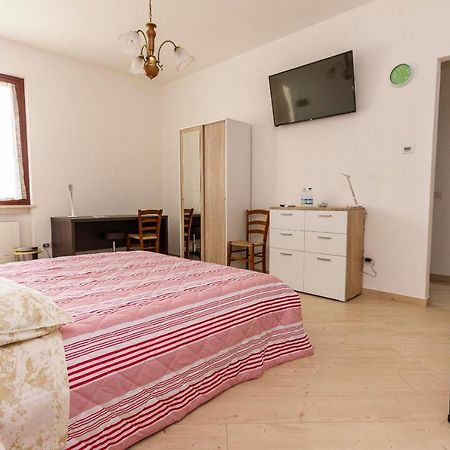 La Colomba B&B Castellaro  Ngoại thất bức ảnh