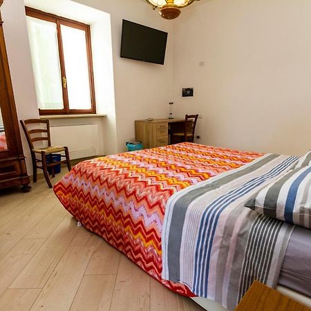 La Colomba B&B Castellaro  Ngoại thất bức ảnh